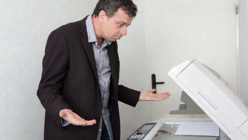 Lösung: Was tun, wenn der Tintenauffangbehälter voll ist?