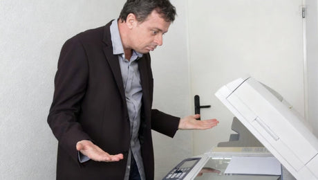 Lösung: Was tun, wenn der Tintenauffangbehälter voll ist?